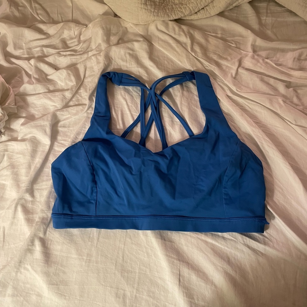 Lululemon free to be serene sports bra